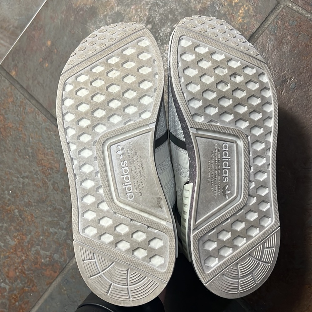 NMD_R1 White Tech Purple Runner - Picture 6 of 7